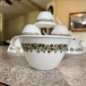 Corelle Green Crazy Daisy Spring Blossom Hook Handle Cups Corning -  Set of 7